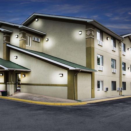 Motel Super 8 By Wyndham Salem Va Zewnętrze zdjęcie